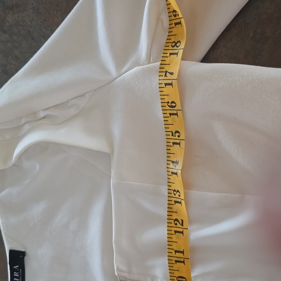 Akira Elegant Cream Satin Women's Jacket - Picture 7 of 8